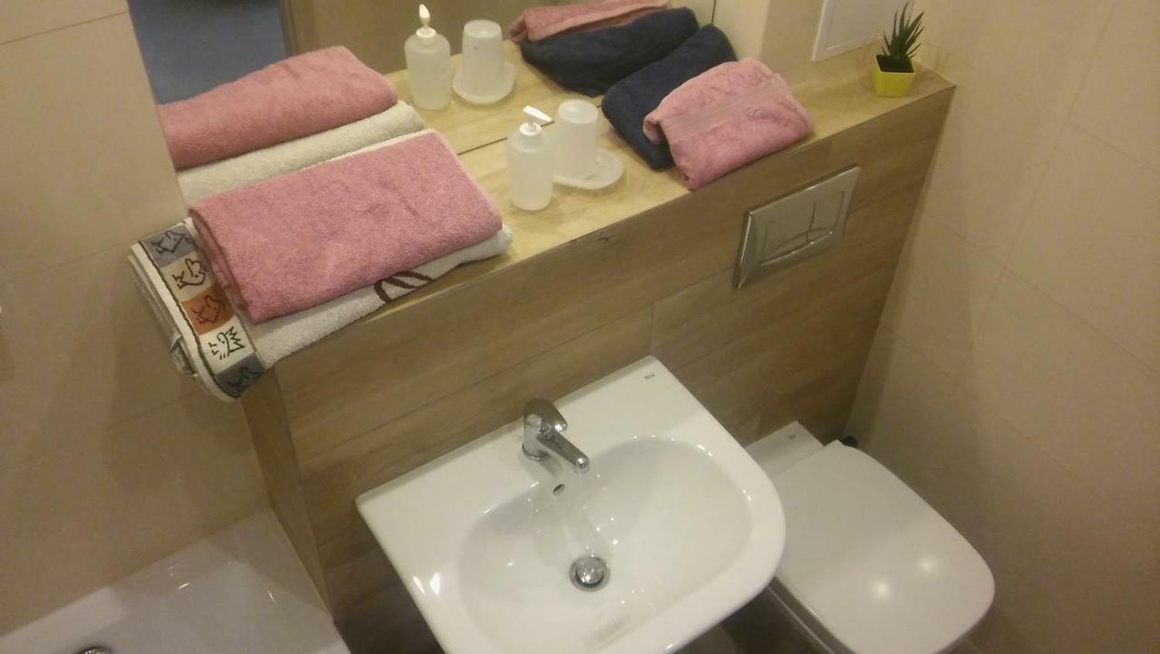 Apartament Zacisze 2 Big 4U Çestohova Dış mekan fotoğraf